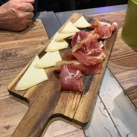 6-8 Pers St Lary Alt1700m -100mdespistes Classé 4 étoiles *