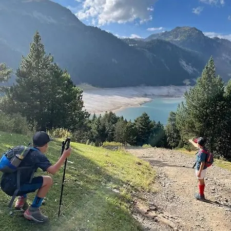 St Lary 1700m 4etoiles 9pers 100m Des Pistes 木屋 圣拉里苏朗